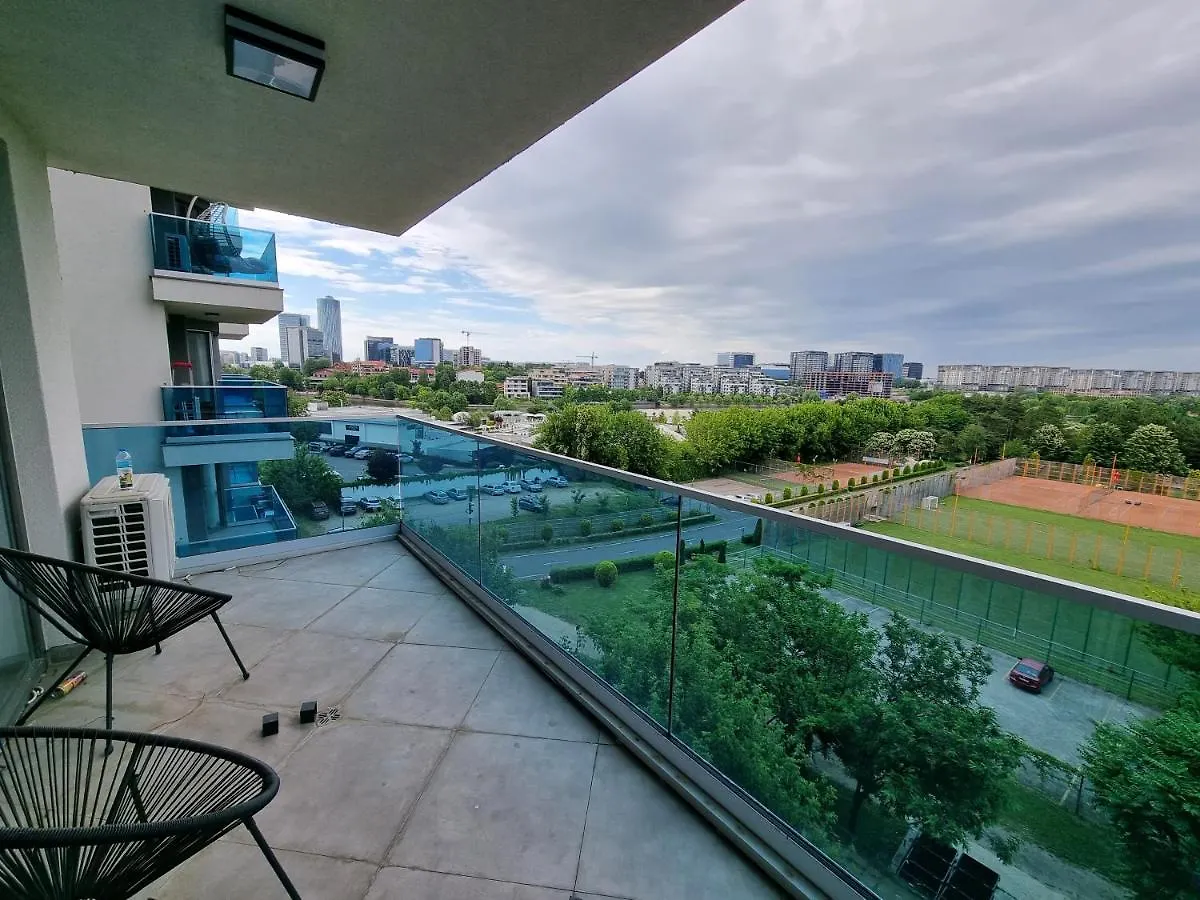 Business And Family Luxury Apartments In Floreasca Residence On Bucureşti