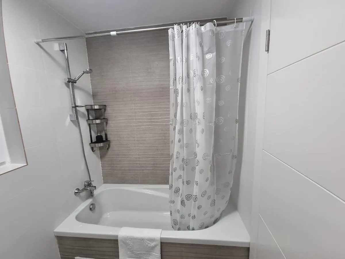 Business And Family Luxury Apartments In Floreasca Residence On Bucureşti
