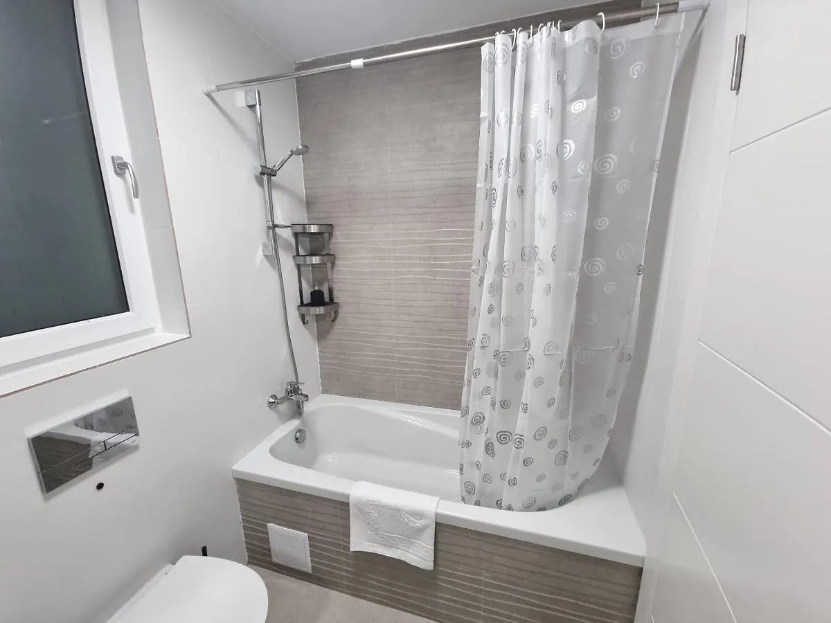Business And Family Luxury Apartments In Floreasca Residence On Bucureşti