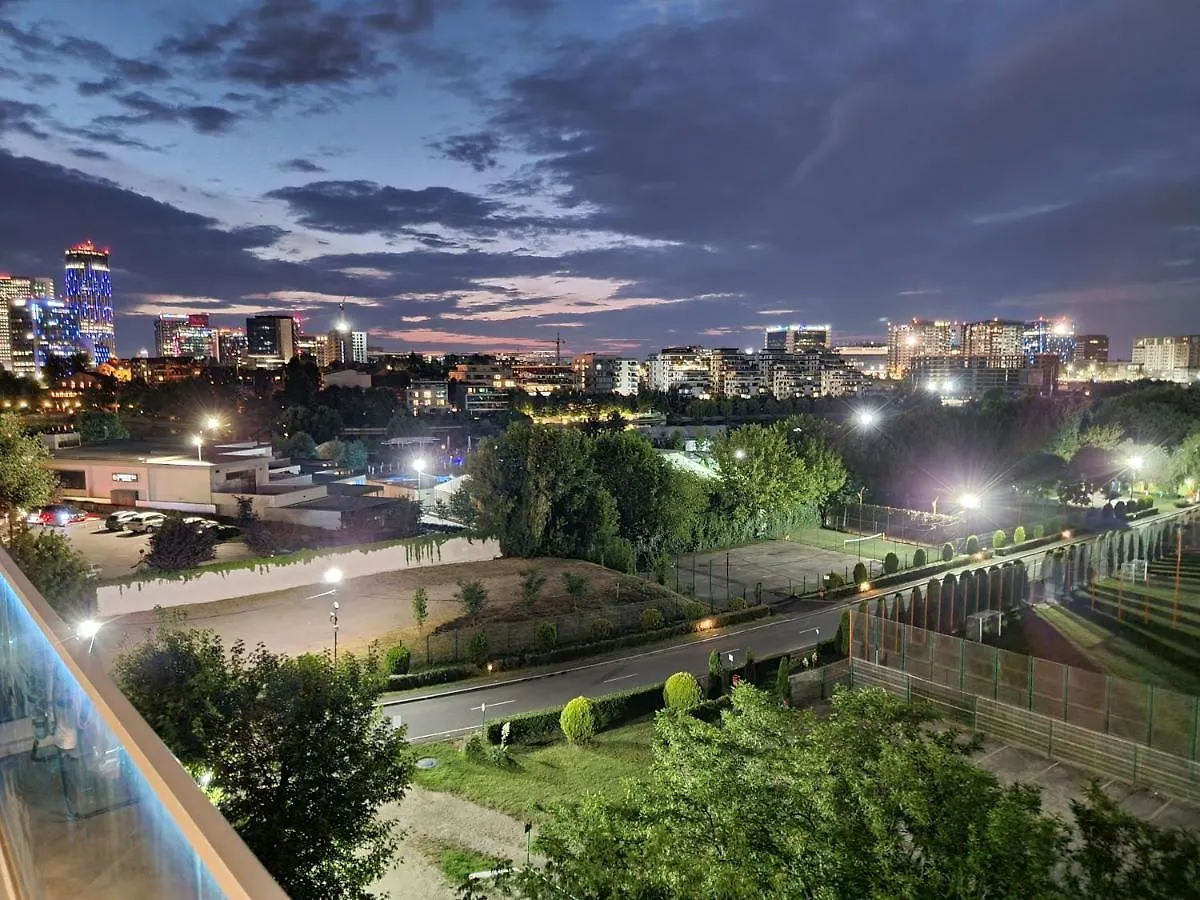 Business And Family Luxury Apartments In Floreasca Residence On Bucureşti