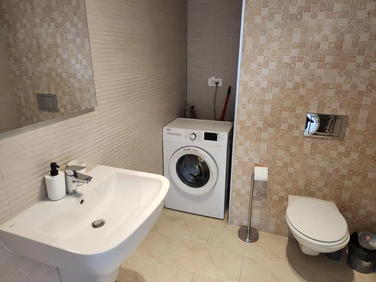 Business And Family Luxury Apartments In Floreasca Residence On Bucureşti