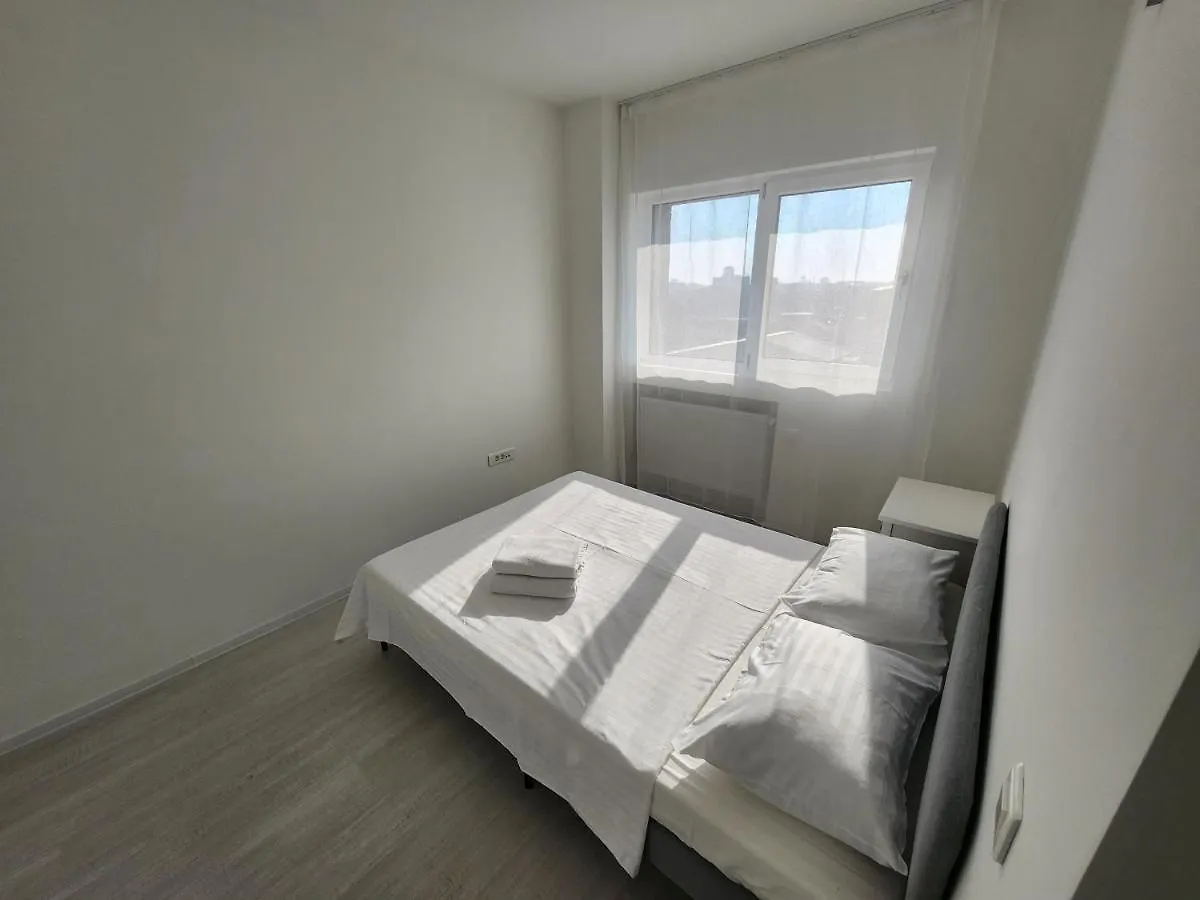 Business And Family Luxury Apartments In Floreasca Residence On Bucureşti