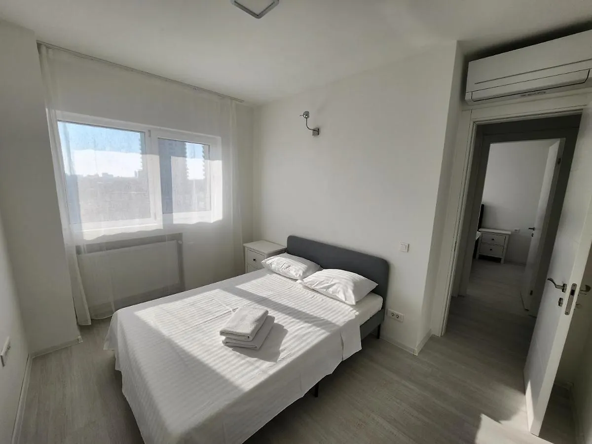 Business And Family Luxury Apartments In Floreasca Residence On Bucureşti